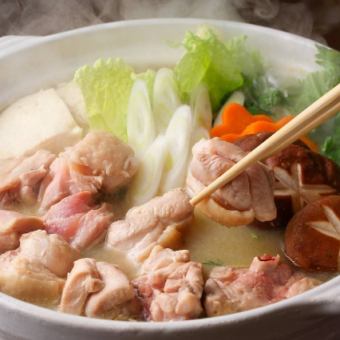 【地どり鍋コース】お造り3種盛り合わせや丹波地鶏200gなど含む全7品6600円(税込)