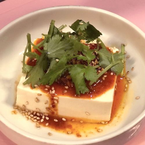 Coriander cold tofu