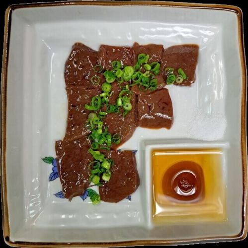 馬レバー刺し