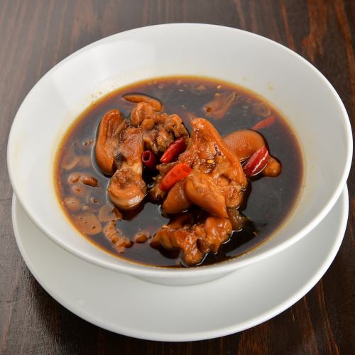 Spicy pork leg stew