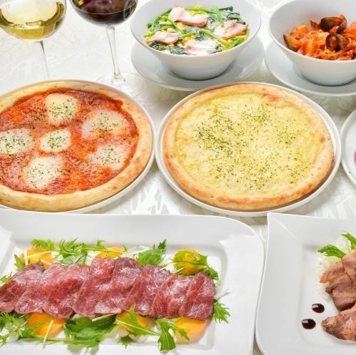 每道菜都可以享用兩種披薩和義大利麵♪