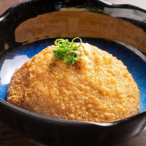 サクッと軽やかに揚がった熱々の一品をどうぞ