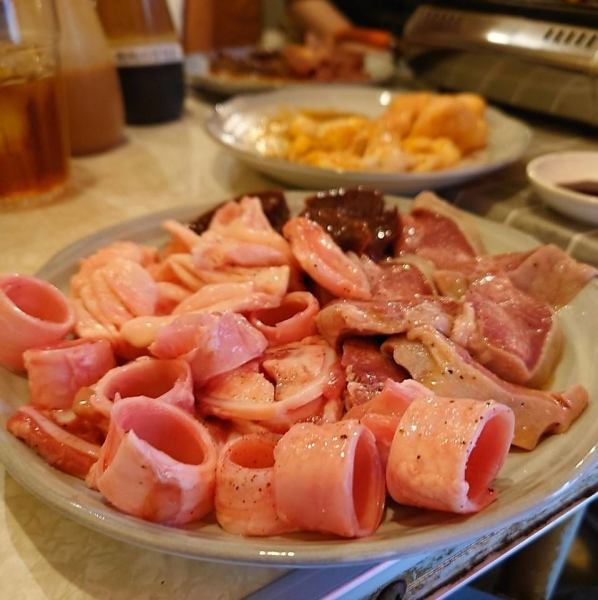 色々な種類のホルモンを揃えております！