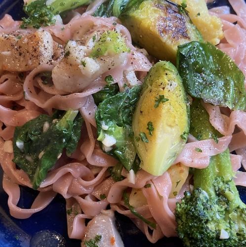 March only! Spring vegetables and John Dory in white wine sauce with flat noodles kneaded with cherry blossoms