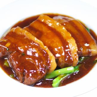 Simmered pork belly