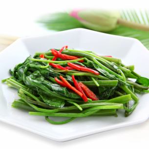 Stir-fried water spinach with special sauce