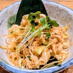 Sichuan-style spicy ear cartilage