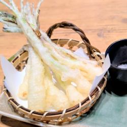 Island scallion tempura