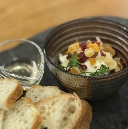 ドライフルーツ入りマスカルポーネチーズ