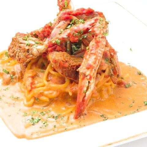 Most popular [Spaghetti with tomato cream sauce with migratory crab] The rich and special sauce keeps customers coming back!