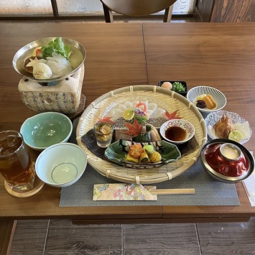 ≪当店人気No,1!ランチ限定で超お得!≫鮮度抜群の質高い旬の海の幸を満喫♪”おまかせミニ会席御膳”