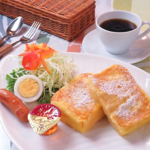 フレンチトーストモーニング ドリンク代+280円(税込)