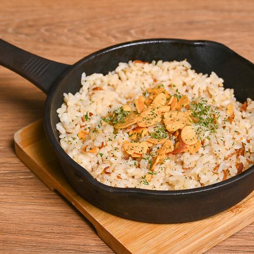 Addictive Garlic Rice