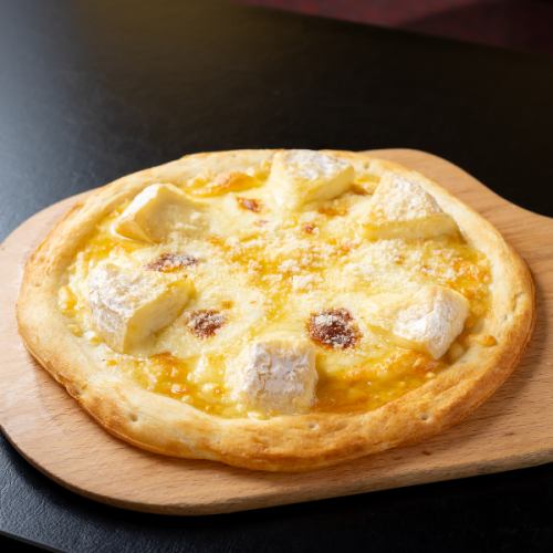 クワトロフォルマッジピザ