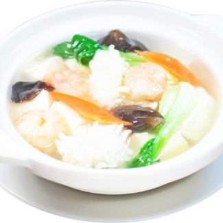 海鮮豆腐土鍋／海鮮おこげ