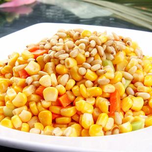 Stir-fried corn and pine nuts