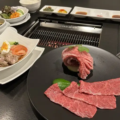 【ランチ】要予約/夏の贅沢ご褒美ランチ 　A5黒毛和牛＆盛岡冷麺セット