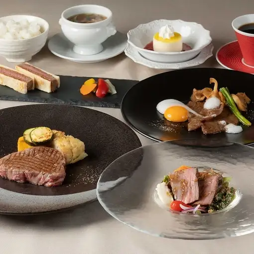Reservations required the day before ◆ Special meat-focused course ◆ Includes Chateaubriand steak.A course to fully enjoy Japanese Black Wagyu beef.