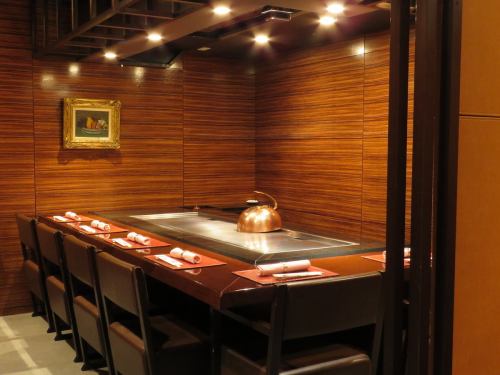 半個室（3名様～6名様）3,000円The private room fee for the reservation is 3000yen.