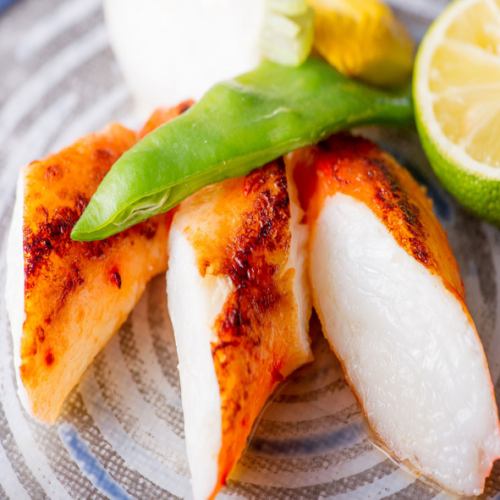 タラバ蟹のムキ身　100g～