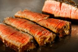 黒毛和牛【A-5】フィレステーキ(200g)