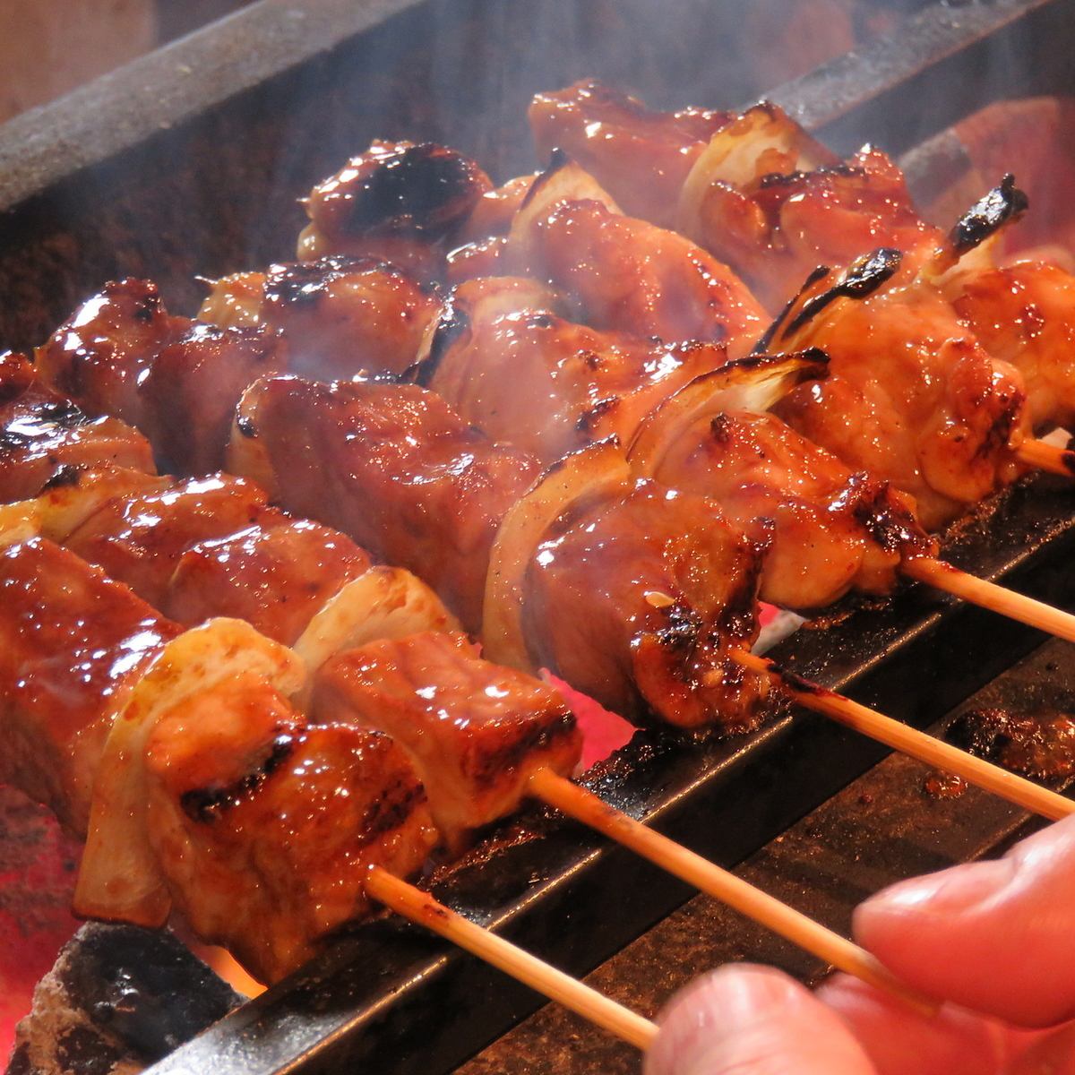 If you want to eat authentic Muroran yakitori, here! 20 kinds of blended homemade sauce is irresistible!