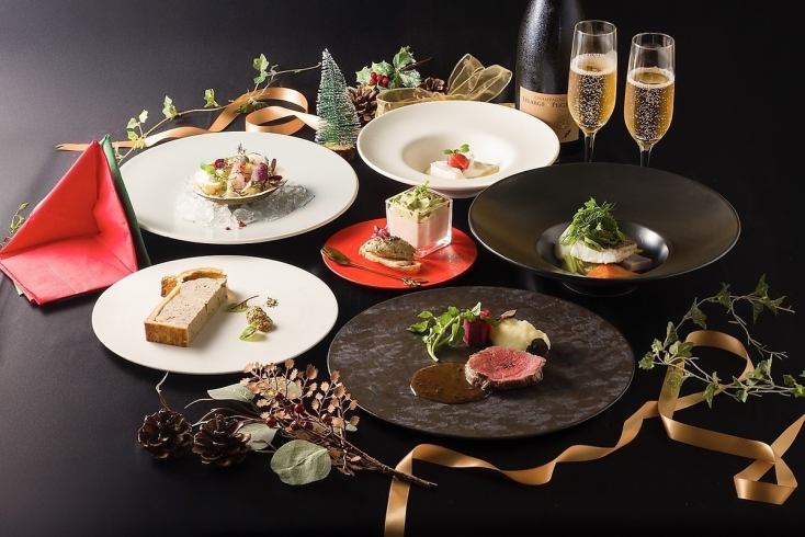 クリスマスデートにピッタリなお酒とお料理をご準備しております