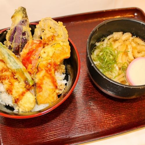 天ぷら盛丼とおうどん