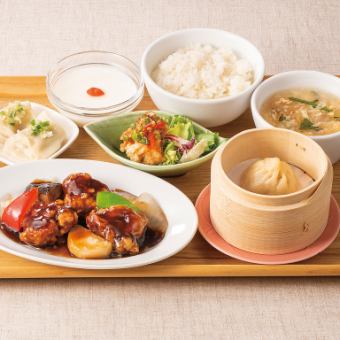 黒酢の酢豚ご膳