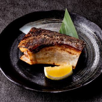 まぐろカマ煮炙り焼き