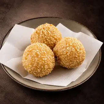 入口即化的黑芝麻餃子（3個）