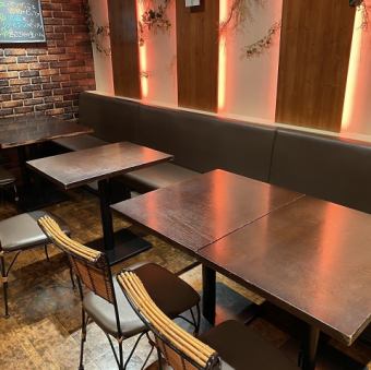 ソファー席ご用意もあります♪10名様前後でちょっとした集まりにも最適です！