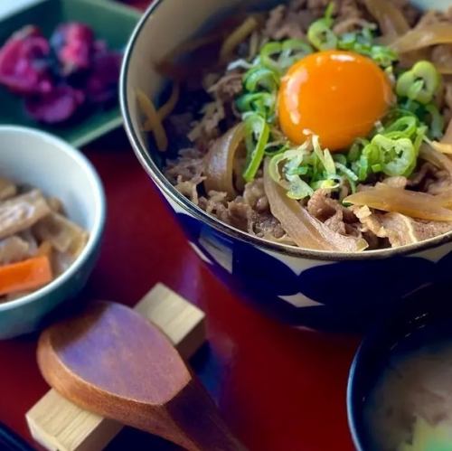 豪華牛めし・お重ランチ♪