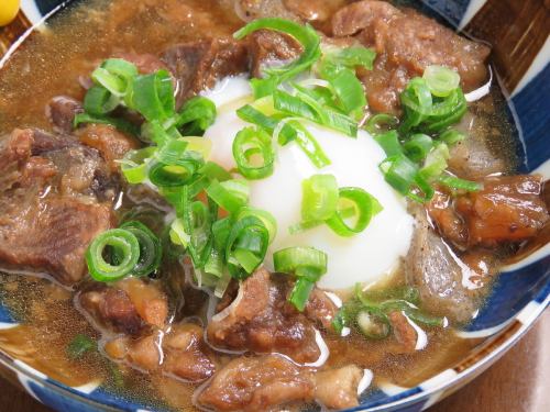 Soft and tender beef tendon stew