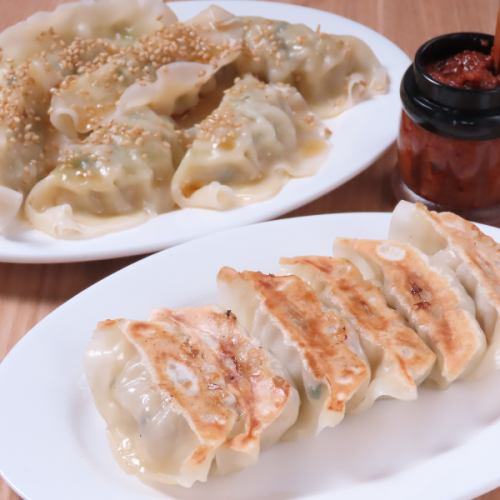 Our signature dish! "Shinshu bite-sized gyoza" is the first thing you should try!