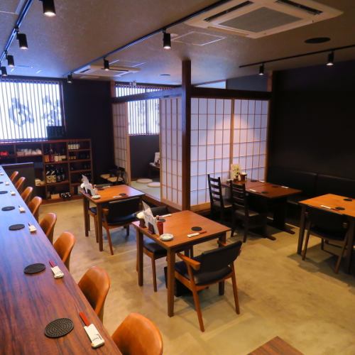 ご家族でのお食事や、会社宴会にも使えるお店です。