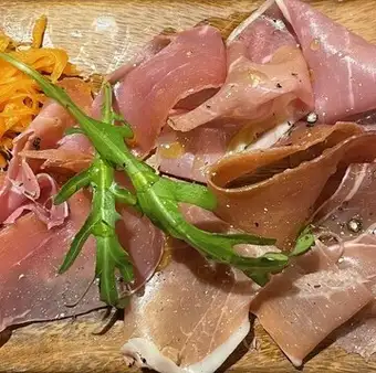 スペイン産豚生ハム