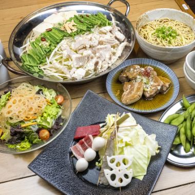 New! [Easy] 3,500 yen with all-you-can-drink ``Motsunabe course'' with popular kushikatsu and offal hotpot! 3,000 yen with coupon★