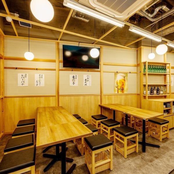 変幻自在なテーブル席！ご利用人数に合わせてお席をご用意致します！
