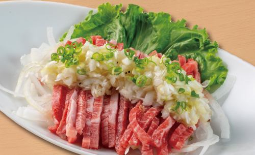 黒毛和牛ネギ塩ユッケ