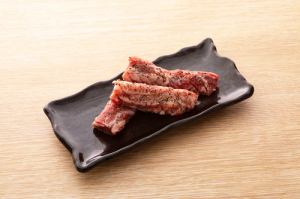 中落ちカルビ(アンデスの紅塩・こしょう/タレ/ガリバタ) 各