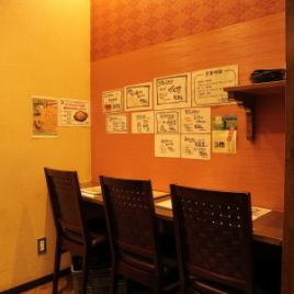 カウンター席もございます♪厨房も見ることができるスペシャルなお席です★