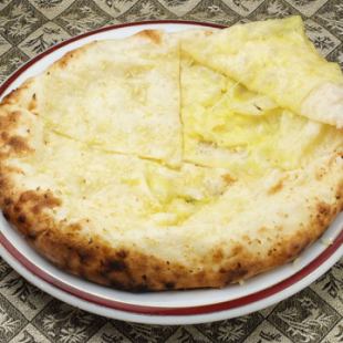 Cheese Garlic Nan