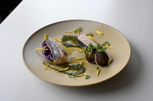 【3、4月】鰆のロースト季節の山菜添え 大葉のブールブランソース
