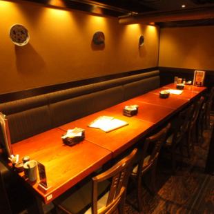 [Counter seats] We have prepared counter seats that can be enjoyed by one person at our shop! Recommended for sak drinks after work! Of course, you can use counter seats with your companion.Please contact the store if you wish.