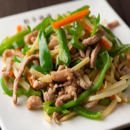 Stir-fried Chive Leba / Chinjao Roast / Stir-fried Pork, Wood Ear Fungus and Egg