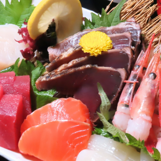 北海道ならではの旬の食材や魚介が存分にお愉しみいただけます。