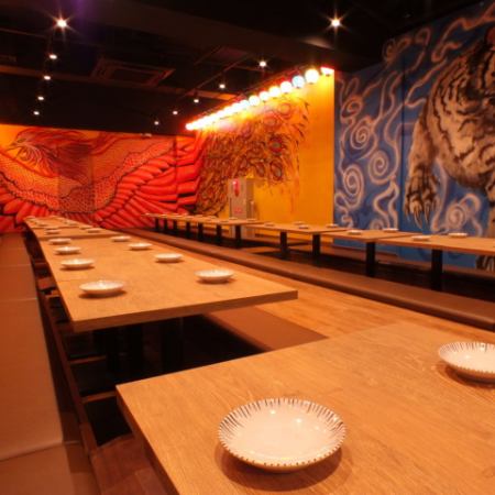 这是日本最受欢迎的居酒屋！最多可容纳160人的宴会！最多可容纳160个座位！