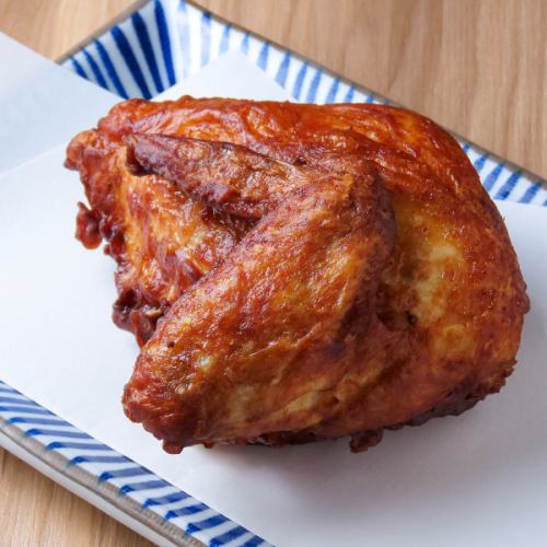 常連に大人気の名物【かぶと揚げ】【骨付きもも揚げ】