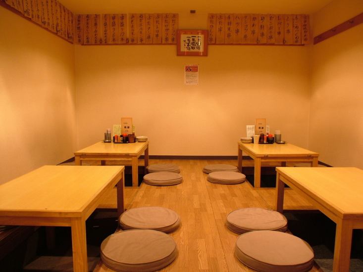 A semi-private room with a sunken kotatsu that can accommodate up to 20 people! Great for various banquets♪